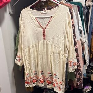 Blu Pepper Cream Tunic with Red Floral Embroidery